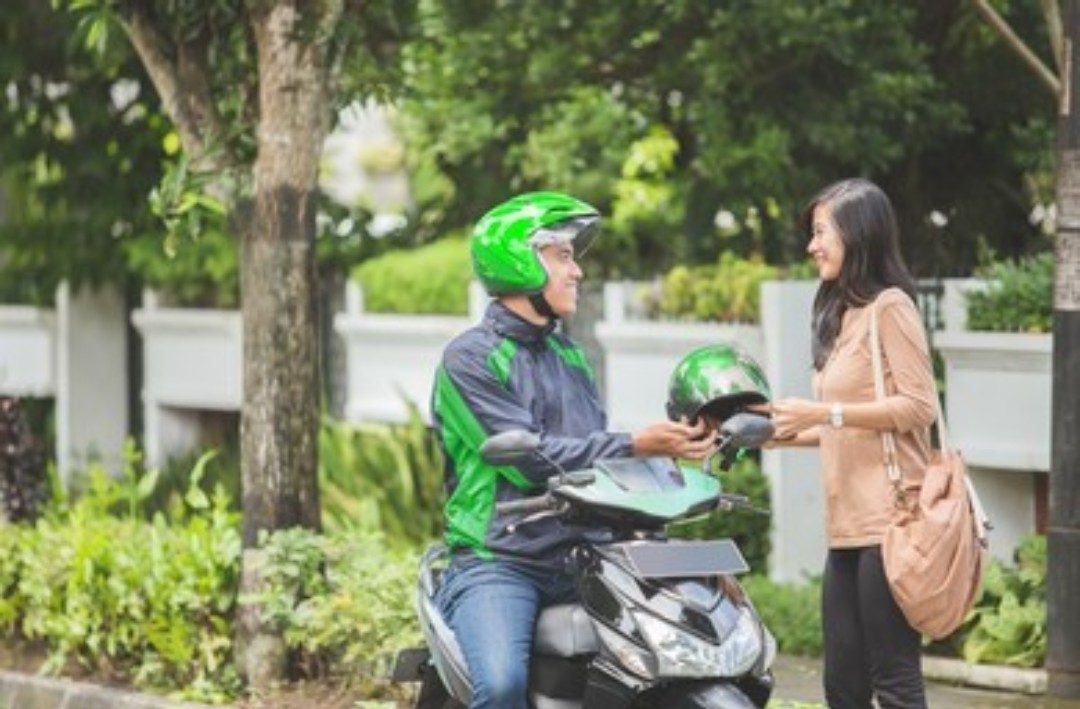 XE ÔM GRAB BẠCH ĐẰNG TÂN UYÊN